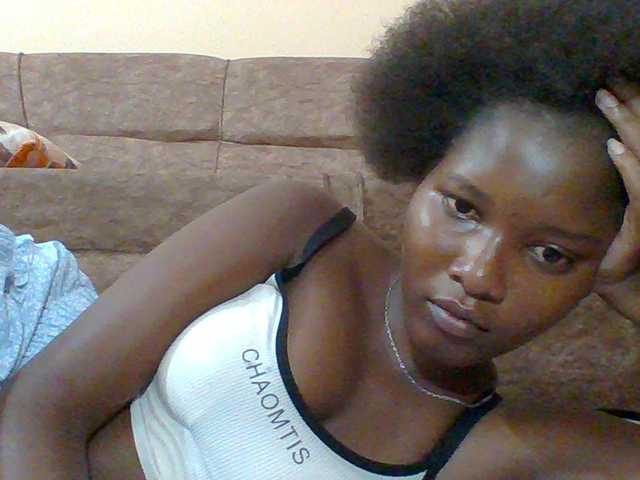 Hornyqueen4