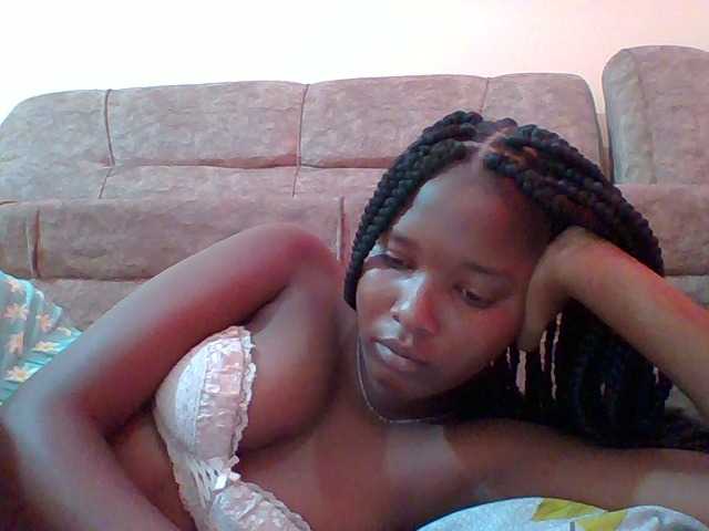  Hornyqueen4 chat room