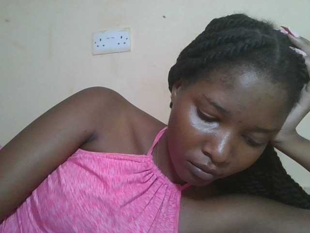 Hornyqueen4's BongaCams show and profile