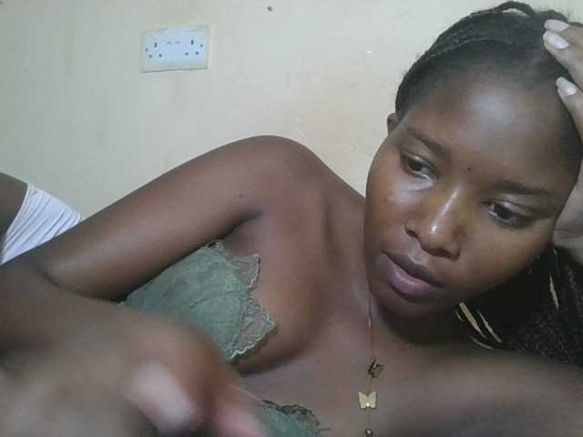  Hornyqueen4 chat room