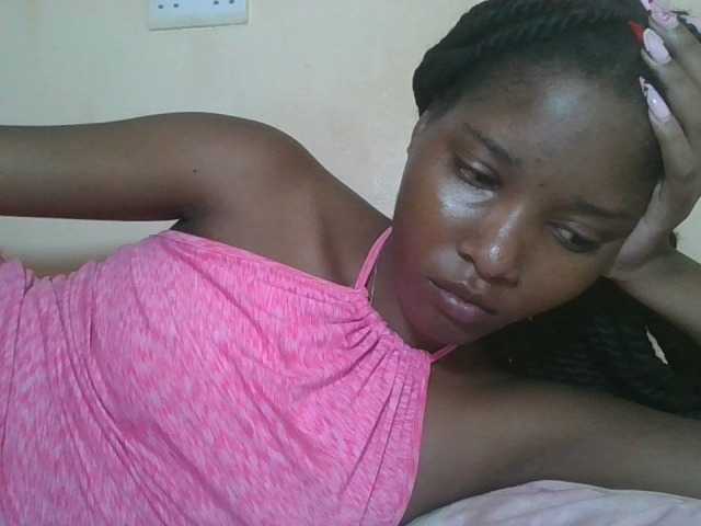 Hornyqueen4's BongaCams show and profile