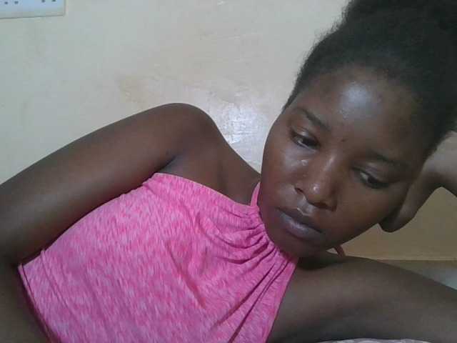 Hornyqueen4's BongaCams show and profile