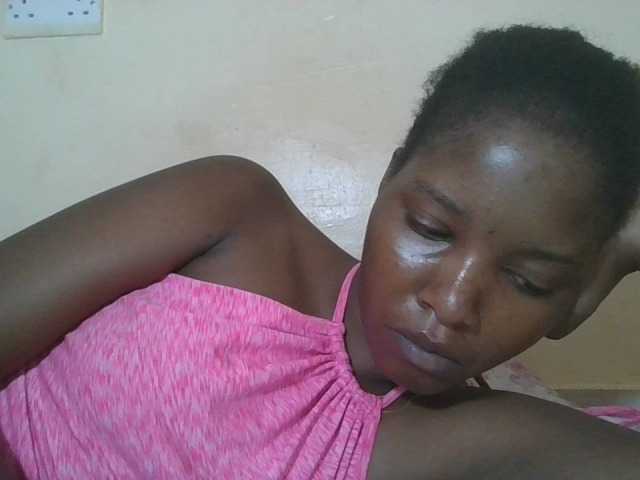 Hornyqueen4 from BongaCams