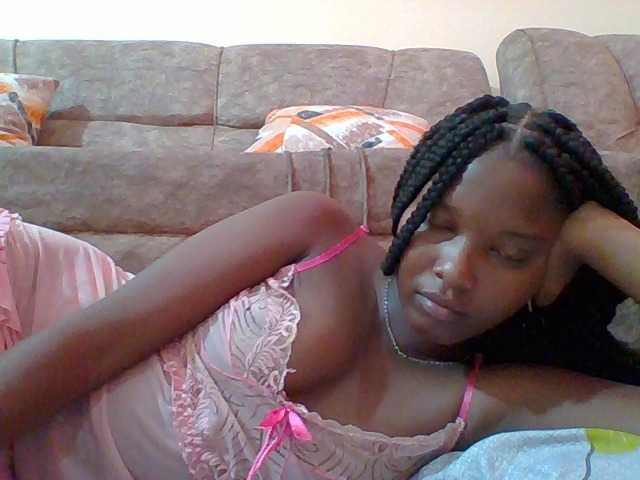  Hornyqueen4 chat room
