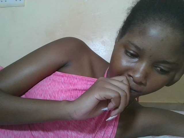 Hornyqueen4 — Freechat on BongaCams