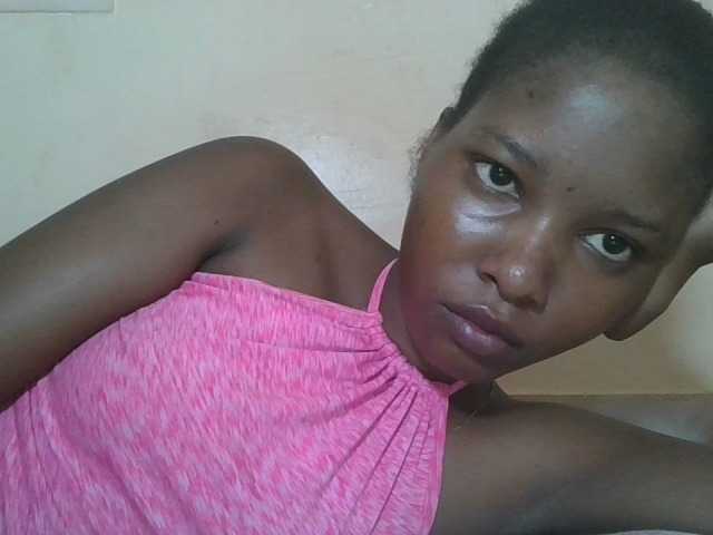 Hornyqueen4 from BongaCams