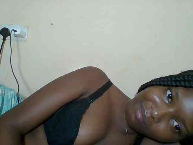 Hornyqueen4 webcam