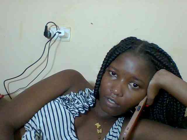 Hornyqueen4 webcam