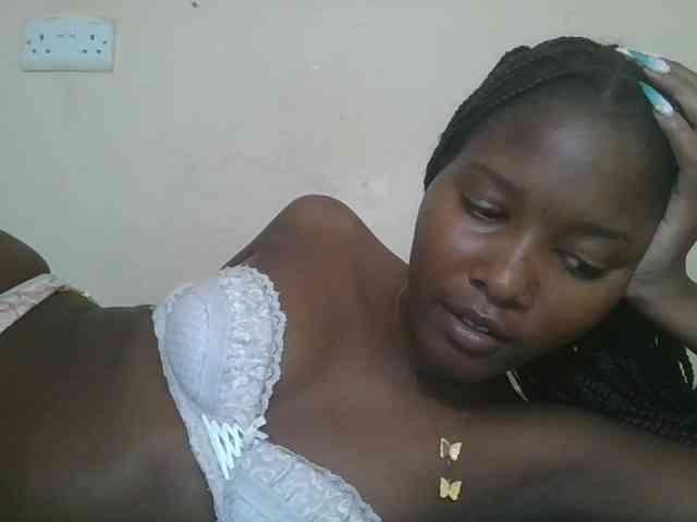Hornyqueen4 webcam