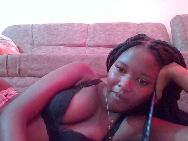 Hornyqueen4 webcam