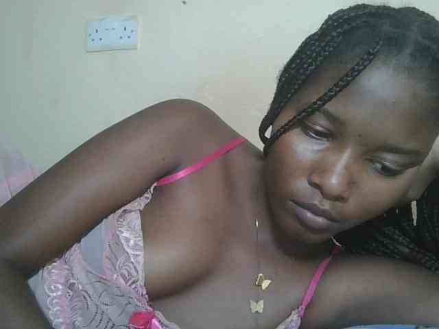 Hornyqueen4 webcam