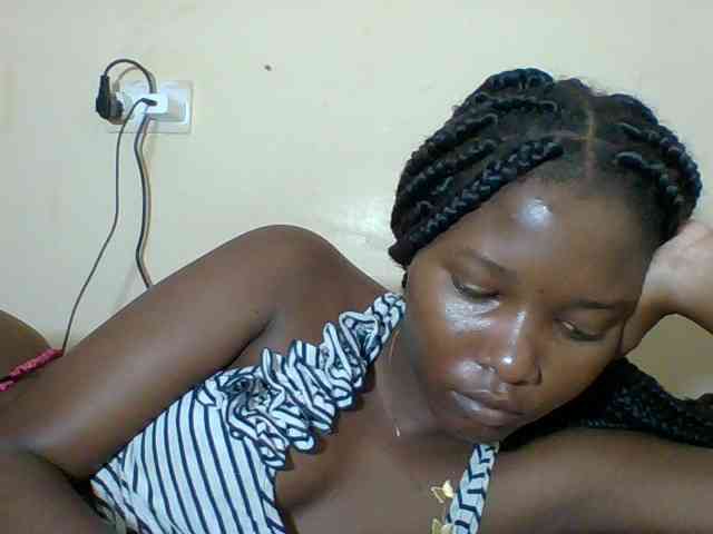 Hornyqueen4 webcam