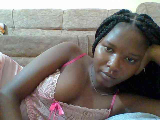 Hornyqueen4 webcam