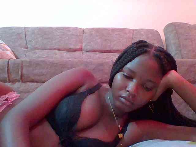 Hornyqueen4 webcam