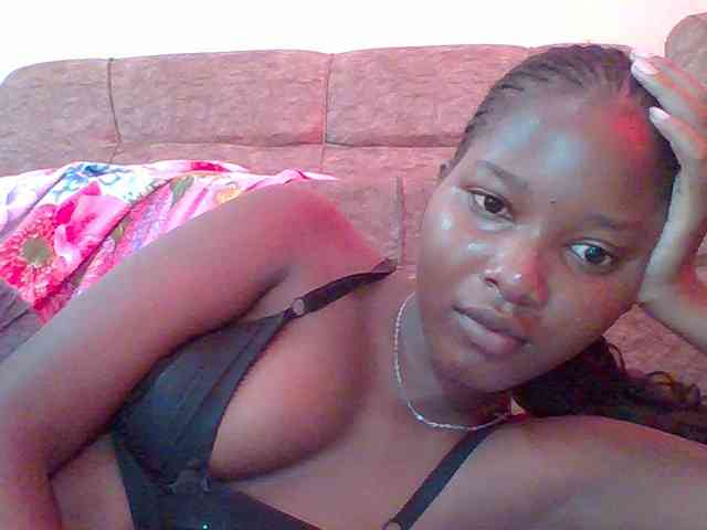 Hornyqueen4 webcam
