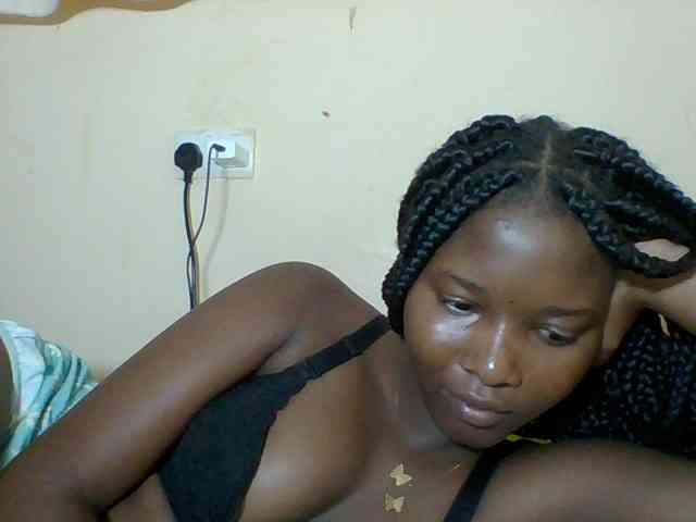Hornyqueen4 webcam