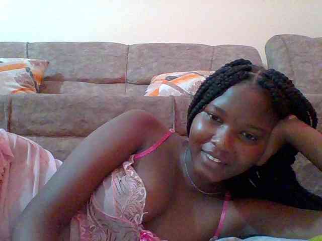 Hornyqueen4 webcam