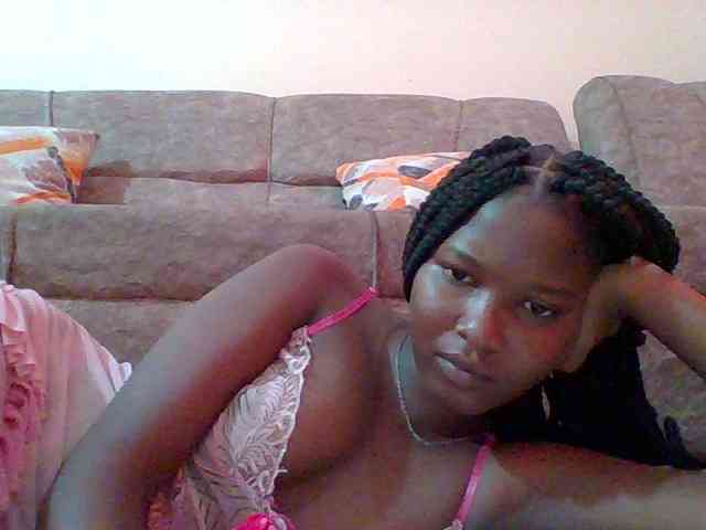 Hornyqueen4 webcam