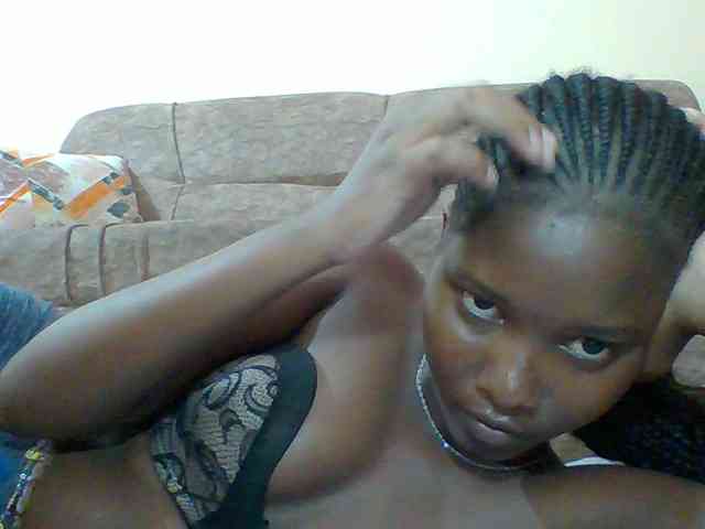 Hornyqueen4 webcam