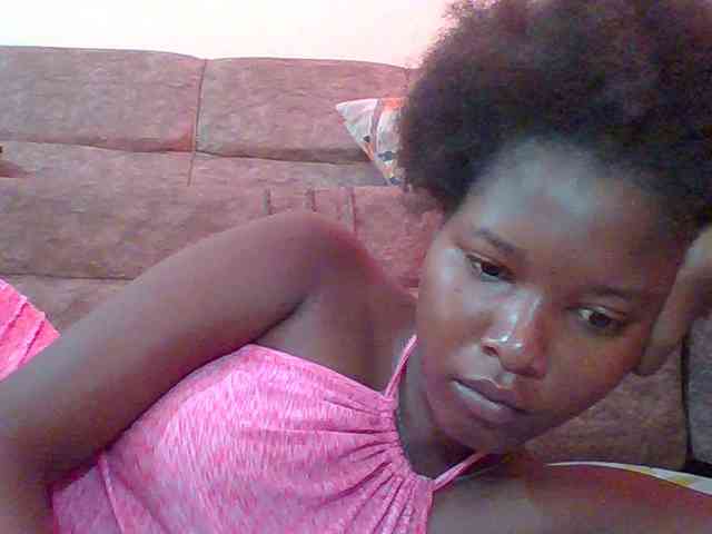 Hornyqueen4 webcam