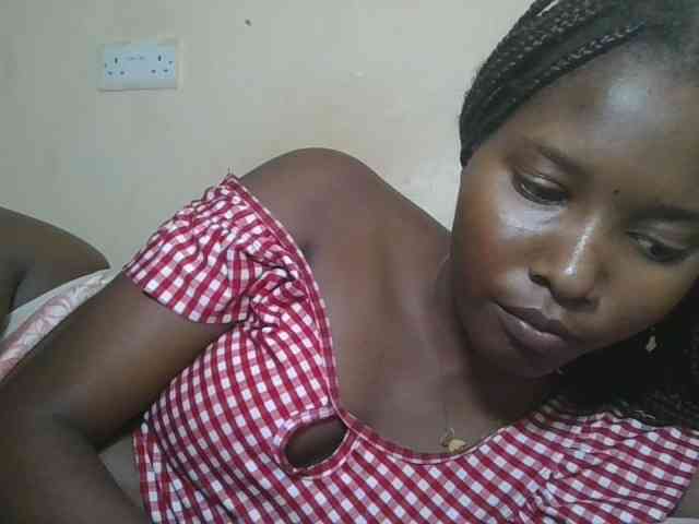 Hornyqueen4 webcam