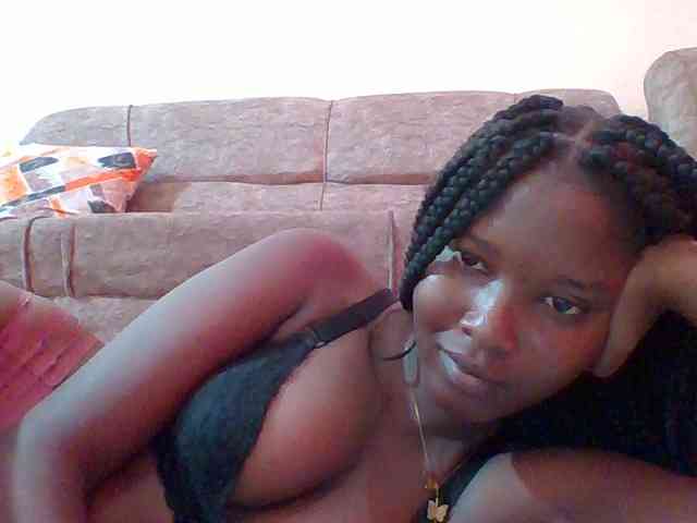 Hornyqueen4 webcam