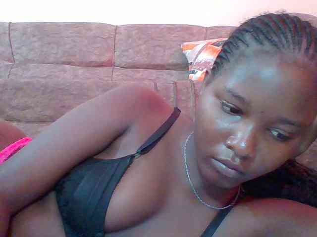 Hornyqueen4 webcam