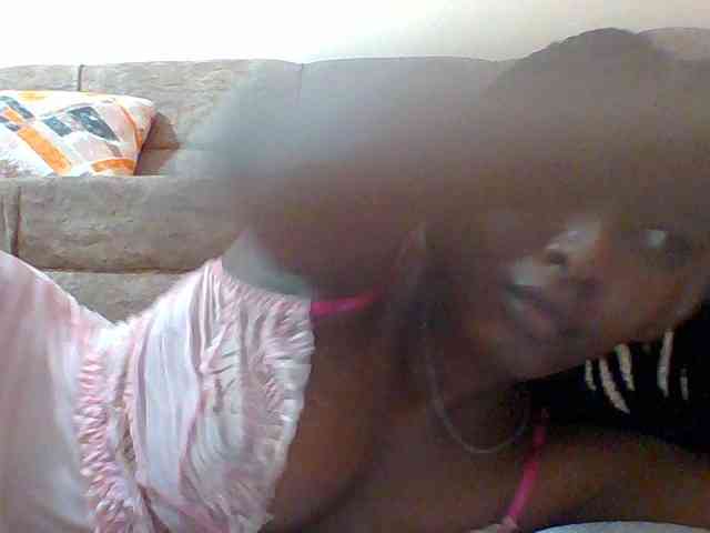 Hornyqueen4 webcam