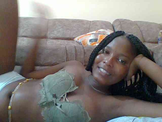 Hornyqueen4 webcam