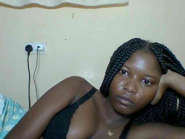 Hornyqueen4 webcam