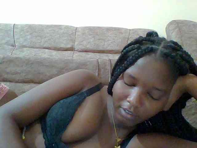 Hornyqueen4 webcam