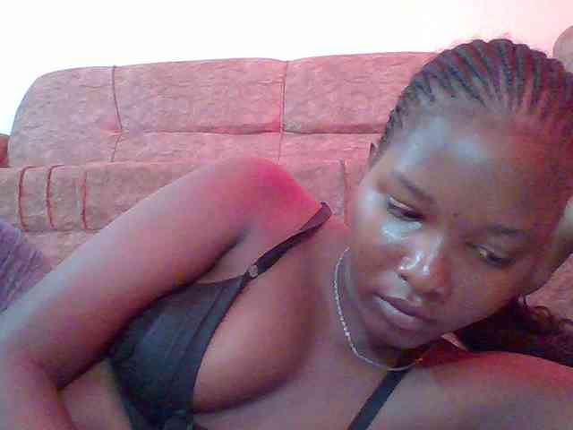 Hornyqueen4 webcam