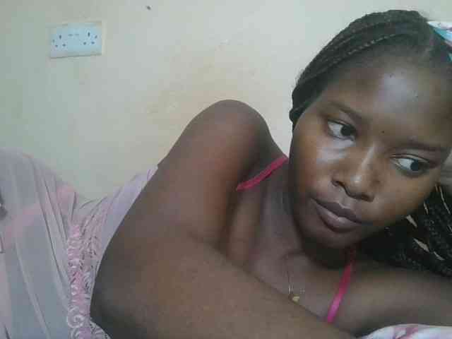 Hornyqueen4 webcam