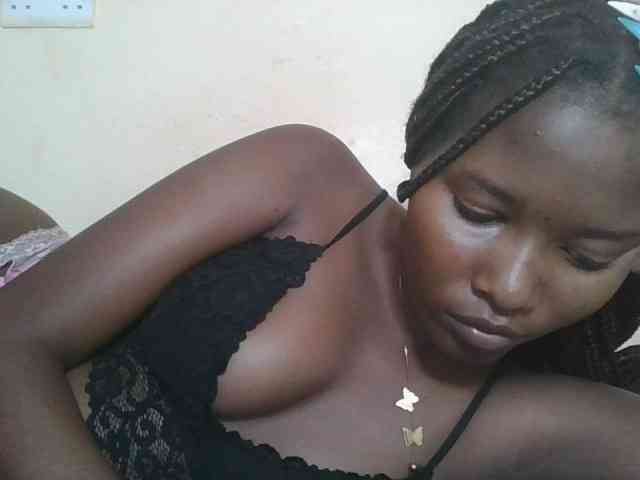 Hornyqueen4 webcam