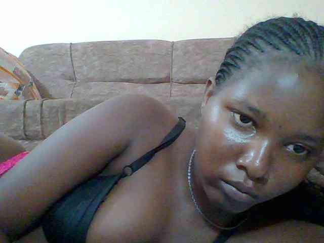 Hornyqueen4 webcam