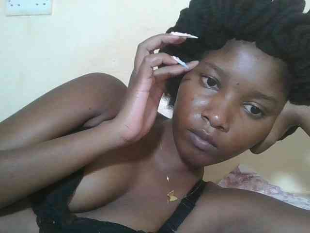 Hornyqueen4 Hornyqueen4