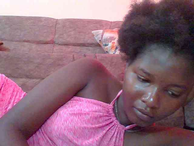Hornyqueen4 webcam