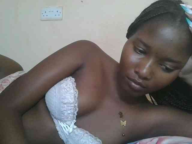Hornyqueen4 webcam