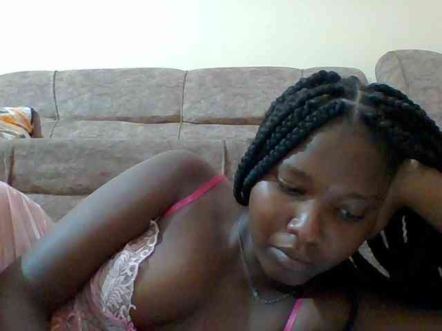 Hornyqueen4 webcam