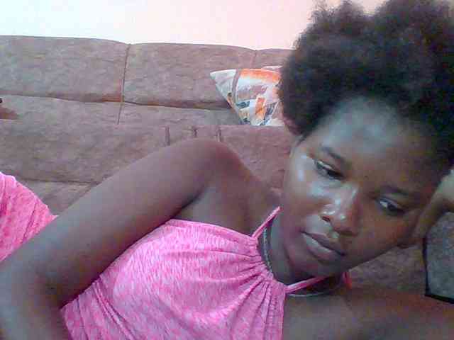 Hornyqueen4 webcam