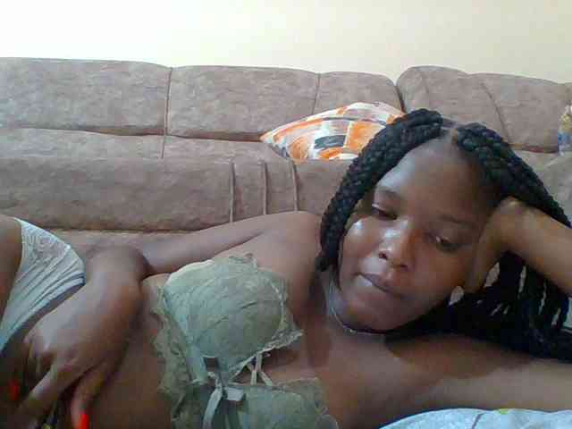 Hornyqueen4 webcam