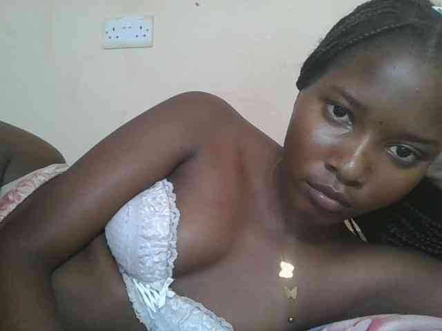 Hornyqueen4