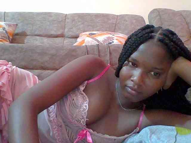 Hornyqueen4 webcam