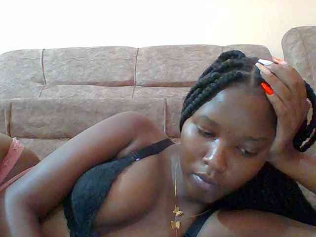 Hornyqueen4 webcam