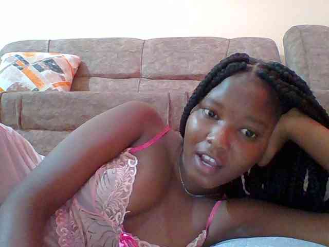 Hornyqueen4 webcam