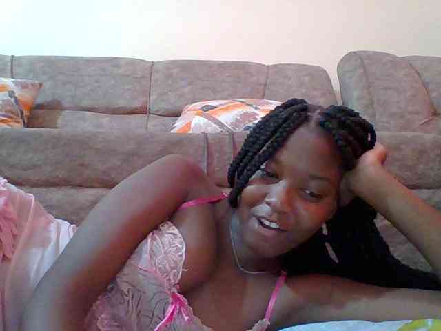 Hornyqueen4 webcam
