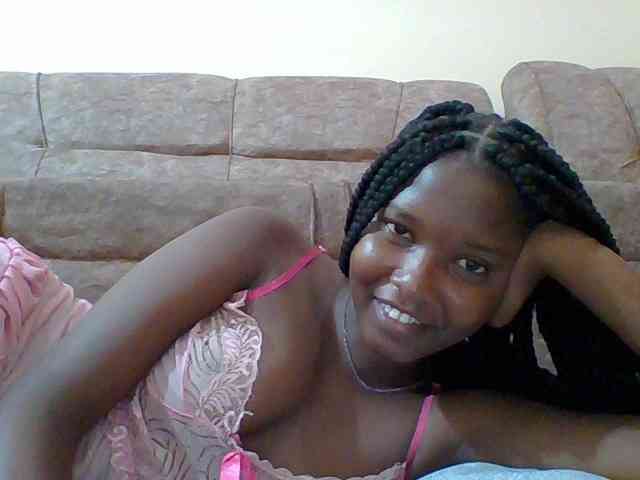 Hornyqueen4 webcam