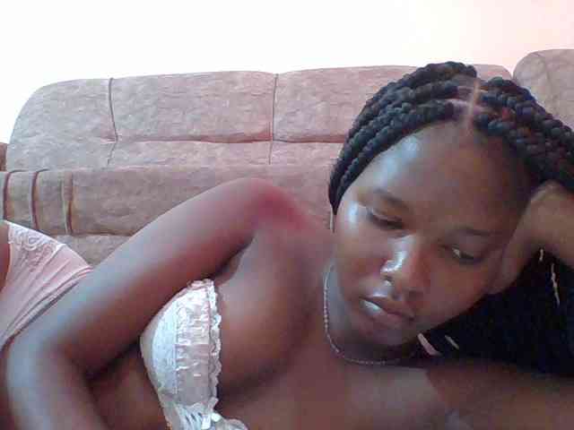 Hornyqueen4 webcam