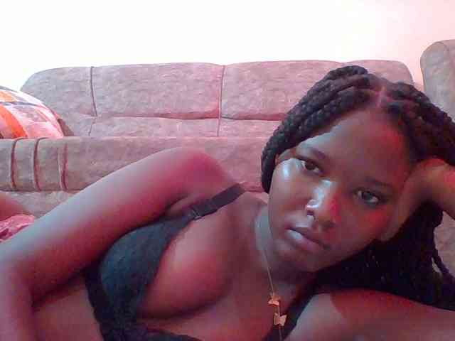 Hornyqueen4 webcam
