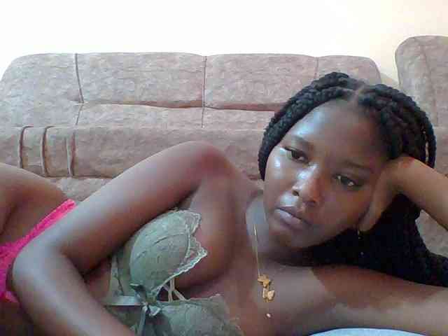 Hornyqueen4 webcam